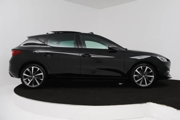 Seat Leon 1.4 TSI eHybrid PHEV FR Business Intense (PANORAMADAK, STUURVERWARMING, ACHTERUITRIJCAMERA, GOED ONDERHOUDEN)