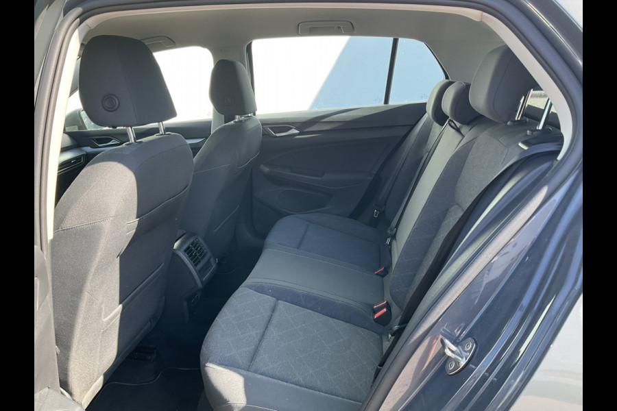 Volkswagen Golf 1.5 TSI Life Adap.Cruise Sfeerverl Carplay Led NL-Auto Dealer-Onderhouden!