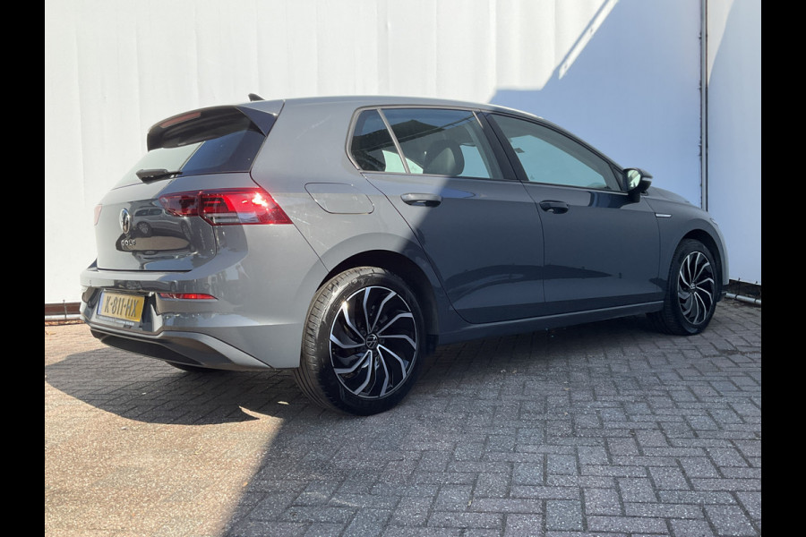 Volkswagen Golf 1.5 TSI Life Adap.Cruise Sfeerverl Carplay Led NL-Auto Dealer-Onderhouden!