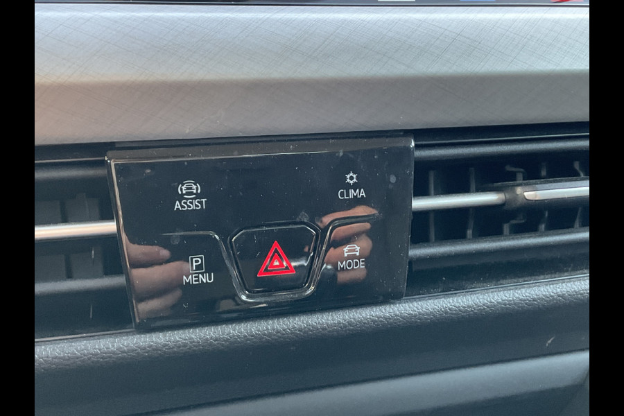 Volkswagen Golf 1.5 TSI Life Adap.Cruise Sfeerverl Carplay Led NL-Auto Dealer-Onderhouden!