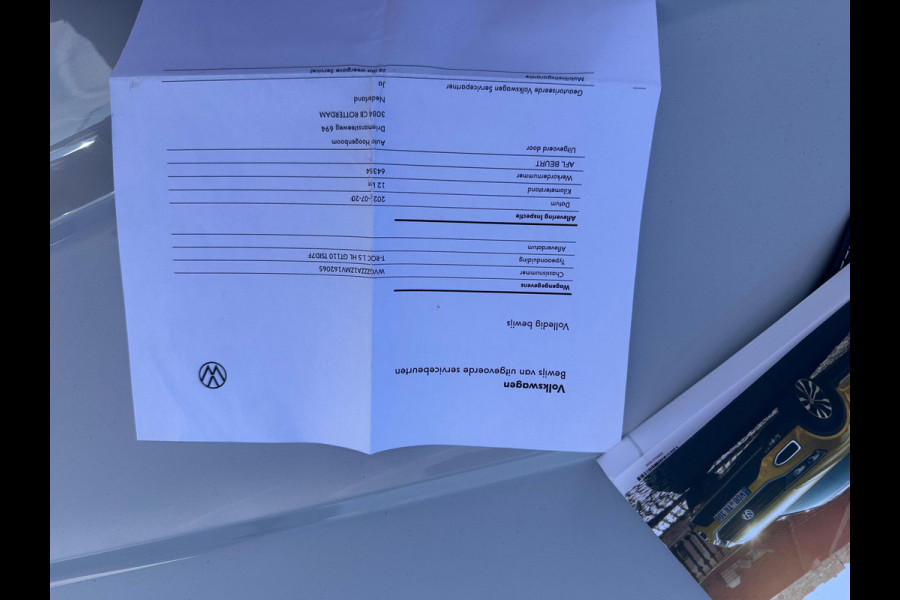 Volkswagen T-Roc 1.5 TSI Sport NLAuto | Two-tone metaal kleur | sport | Adap cruise |