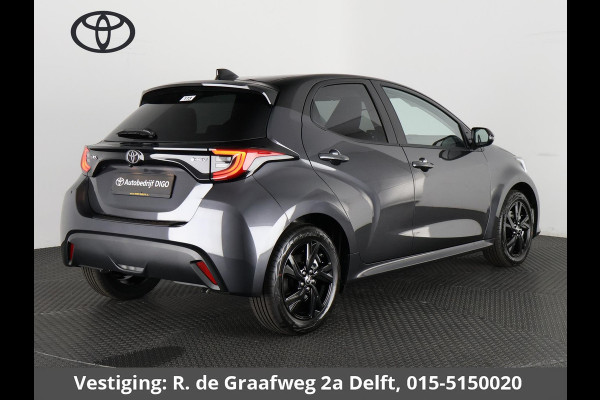 Toyota Yaris 1.5 Hybrid Dynamic Luxury Bi-Tone | Stuur- & Stoelverwarming | Camera | Lichtmetalen velgen |