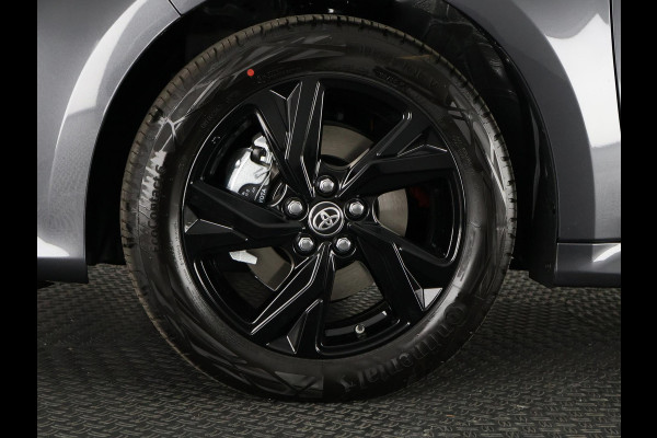 Toyota Yaris 1.5 Hybrid Dynamic Luxury Bi-Tone | Stuur- & Stoelverwarming | Camera | Lichtmetalen velgen |