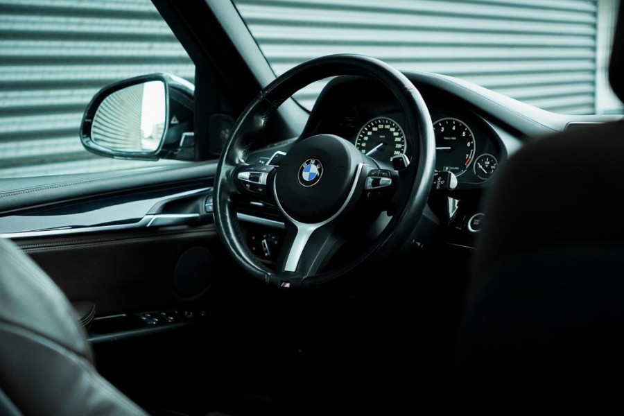 BMW X5 xDrive40e iPerformance / Pano / Harman Kardon / Meeneemprijs