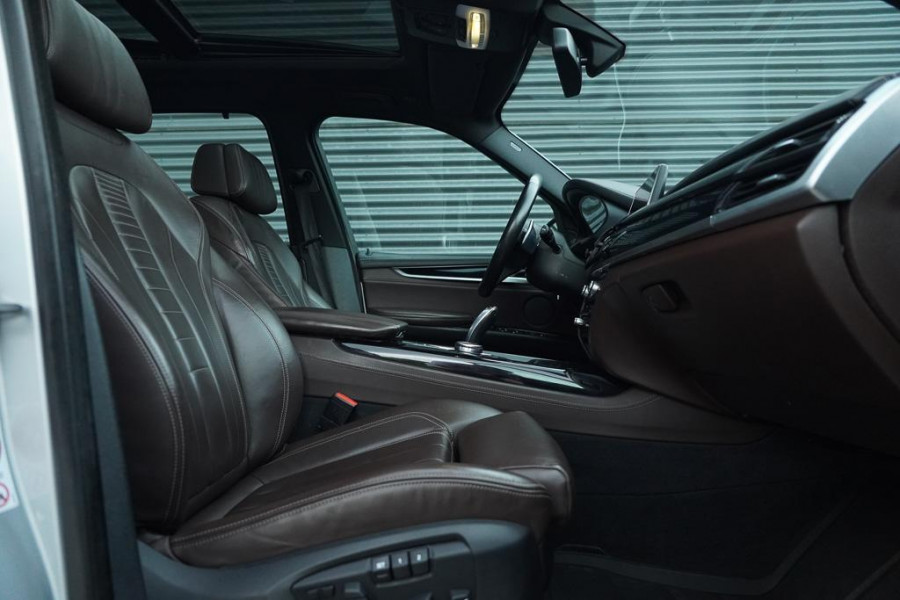 BMW X5 xDrive40e iPerformance / Pano / Harman Kardon / Meeneemprijs