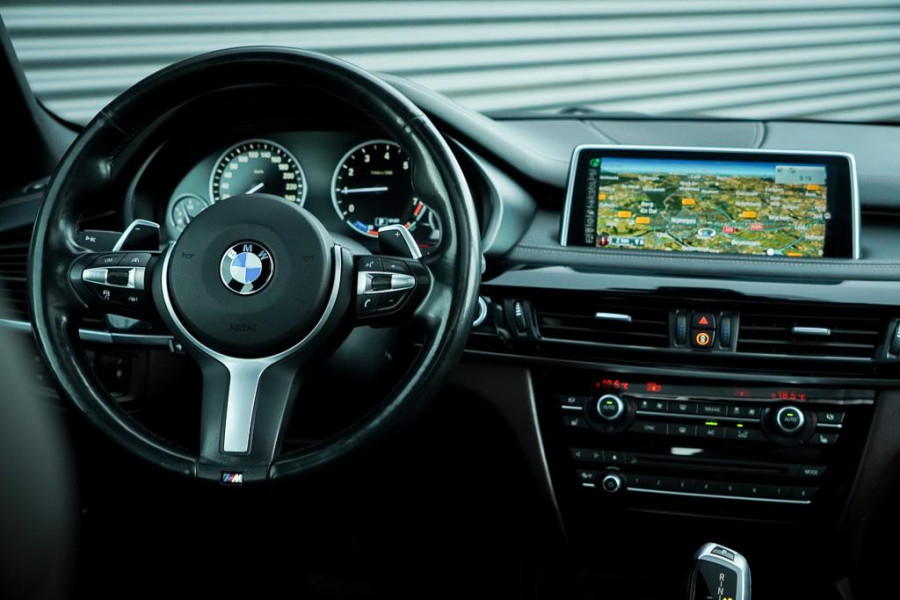 BMW X5 xDrive40e iPerformance / Pano / Harman Kardon / Meeneemprijs