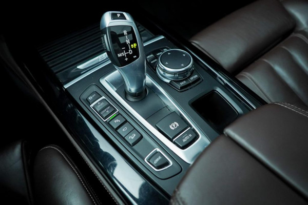 BMW X5 xDrive40e iPerformance / Pano / Harman Kardon / Meeneemprijs