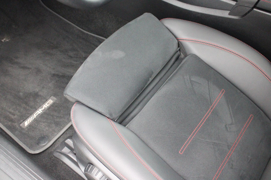 Mercedes-Benz A-Klasse 180 136PK AUTOMAAT AMG LINE | STERRENHEMEL! | PANORAMISCH SCHUIF/KANTEL DAK | SFEER VERLICHTING | NAVIGATIE | ACHTERUITRIJ CAMERA | PARKEERSENSOREN VOOR EN ACHTER | HIGH PERFORMANCE LED KOPLAMPEN | STOEL VERWARMING | KEYLESS - GO | SPIEGEL PAKKET | NIGHT PAKKET | LICHTMETALEN VELGEN 18" | EERSTE EIGENAAR! |