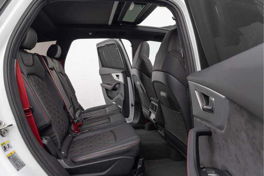 Audi SQ7 4.0 TFSI 507pk Quattro 7p Pano S-stoelen HuD Standkachel 4-wielsturing B&O