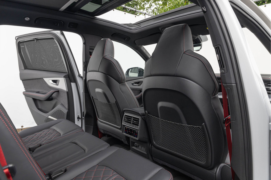 Audi SQ7 4.0 TFSI 507pk Quattro 7p Pano S-stoelen HuD Standkachel 4-wielsturing B&O