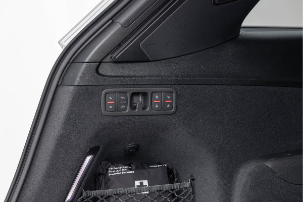 Audi SQ7 4.0 TFSI 507pk Quattro 7p Pano S-stoelen HuD Standkachel 4-wielsturing B&O