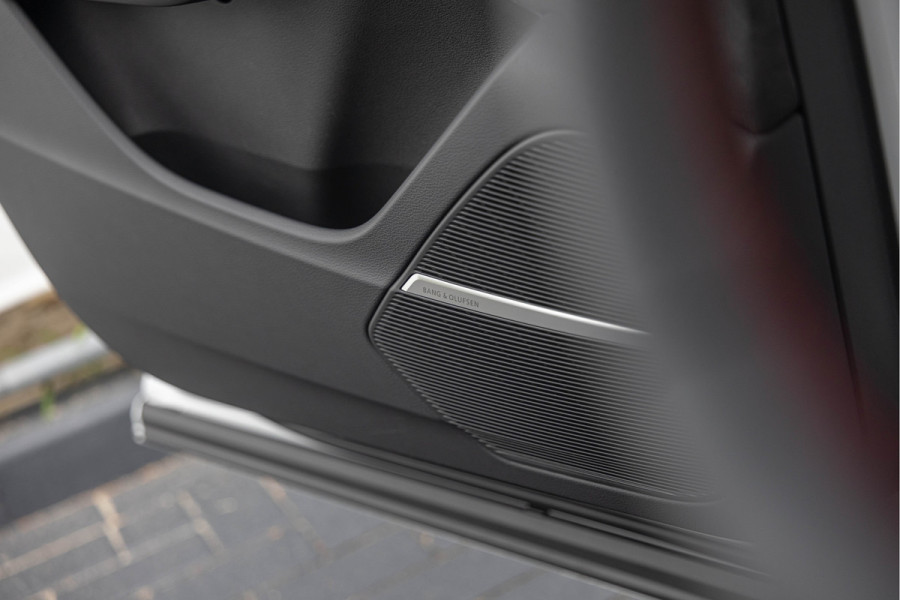 Audi SQ7 4.0 TFSI 507pk Quattro 7p Pano S-stoelen HuD Standkachel 4-wielsturing B&O