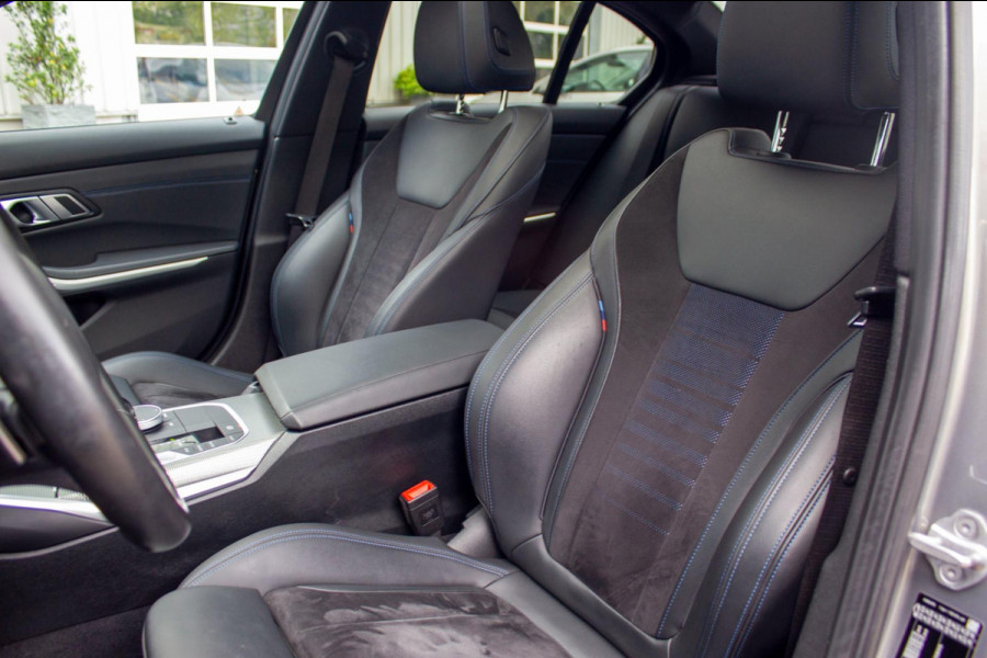 BMW 3 Serie 318i Executive Edition|Prijs incl. 12 mnd garantie| M-Pakket Schuif/Kanteldak Camera BMW Led Lmv 19"