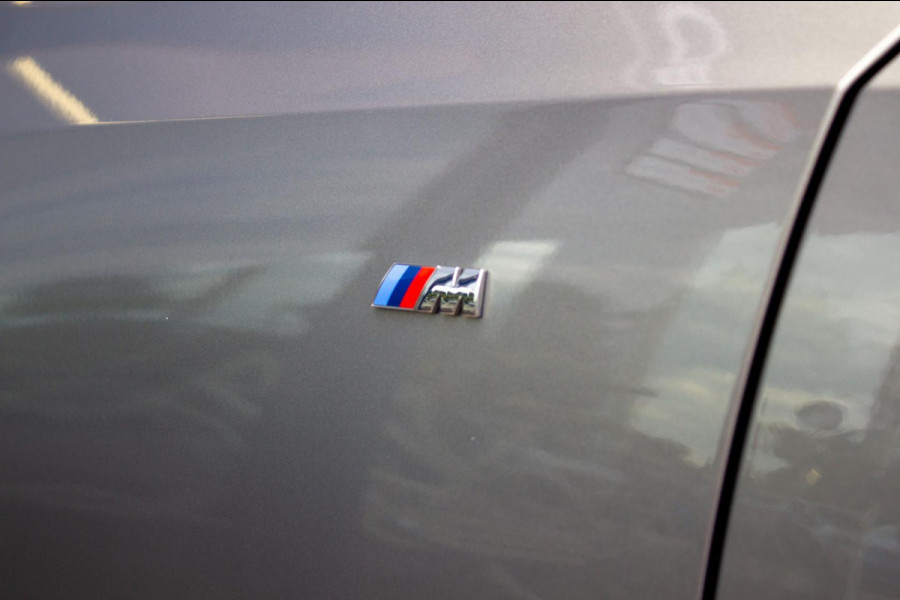 BMW 3 Serie 318i Executive Edition|Prijs incl. 12 mnd garantie| M-Pakket Schuif/Kanteldak Camera BMW Led Lmv 19"