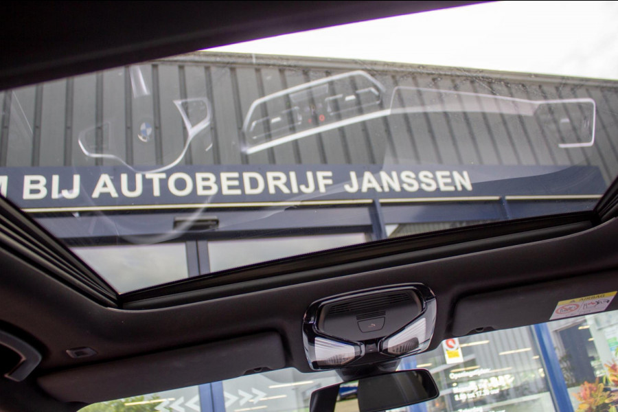 BMW 3 Serie 318i Executive Edition|Prijs incl. 12 mnd garantie| M-Pakket Schuif/Kanteldak Camera BMW Led Lmv 19"