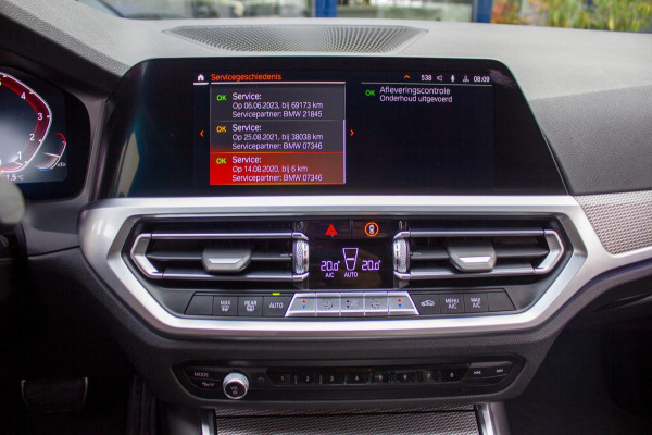 BMW 3 Serie 318i Executive Edition|Prijs incl. 12 mnd garantie| M-Pakket Schuif/Kanteldak Camera BMW Led Lmv 19"