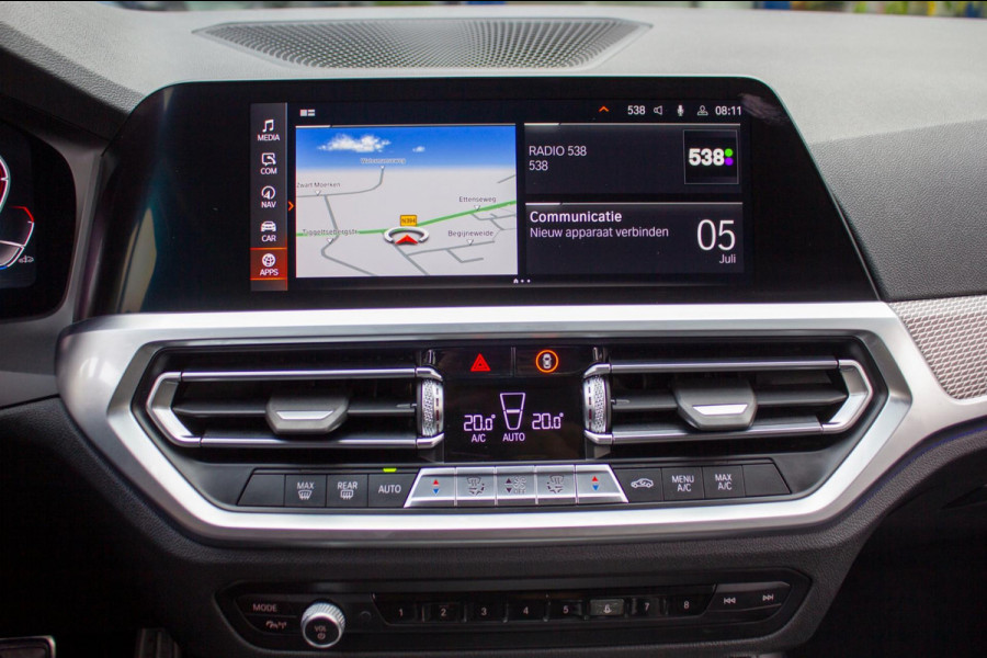 BMW 3 Serie 318i Executive Edition|Prijs incl. 12 mnd garantie| M-Pakket Schuif/Kanteldak Camera BMW Led Lmv 19"