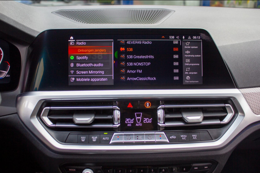 BMW 3 Serie 318i Executive Edition|Prijs incl. 12 mnd garantie| M-Pakket Schuif/Kanteldak Camera BMW Led Lmv 19"