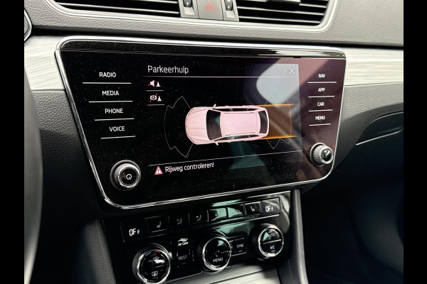 Škoda Superb Combi 1.4 TSI iV Business Edition Plus  | PHEV | virtual cockpit | trekhaak wegklapbaar