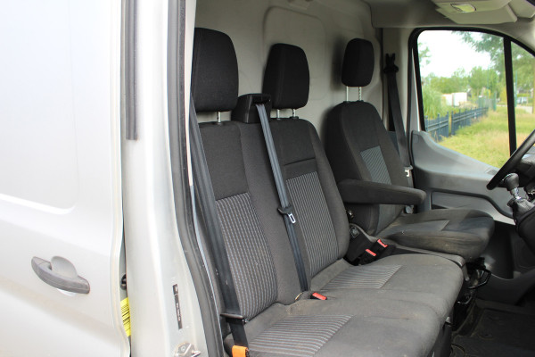 Ford Transit 350 2.0 TDCI 130PK Euro6 L2H2 RWD Trend Service bus /  Werkplaats inrichting