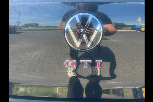 Volkswagen Golf 2.0 TSI GTI