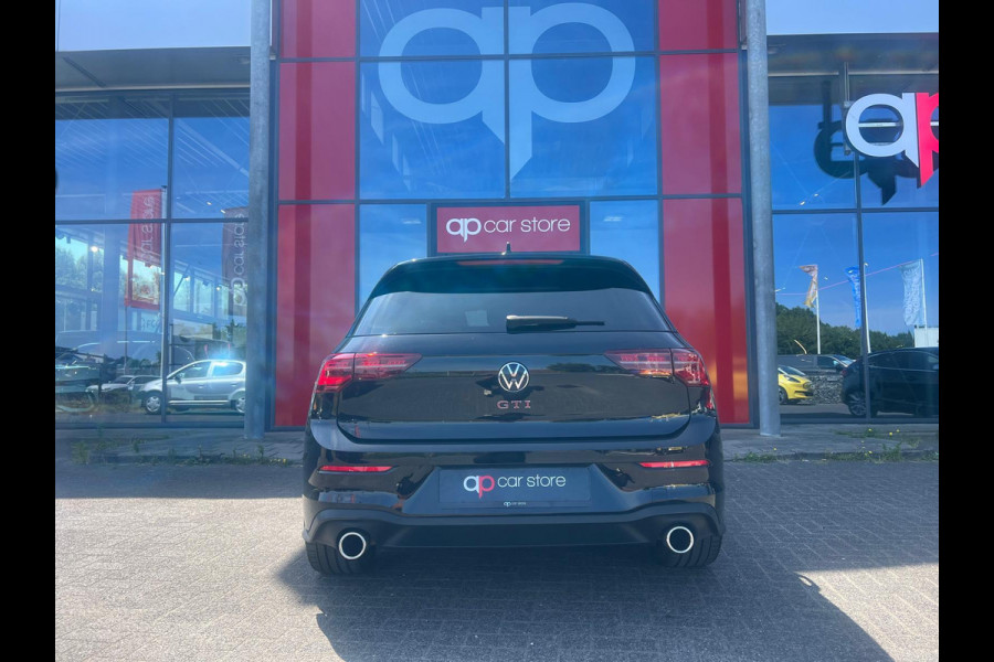 Volkswagen Golf 2.0 TSI GTI