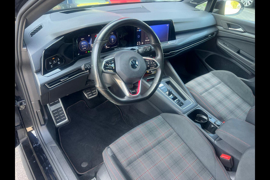 Volkswagen Golf 2.0 TSI GTI