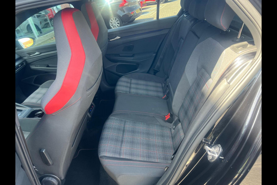 Volkswagen Golf 2.0 TSI GTI