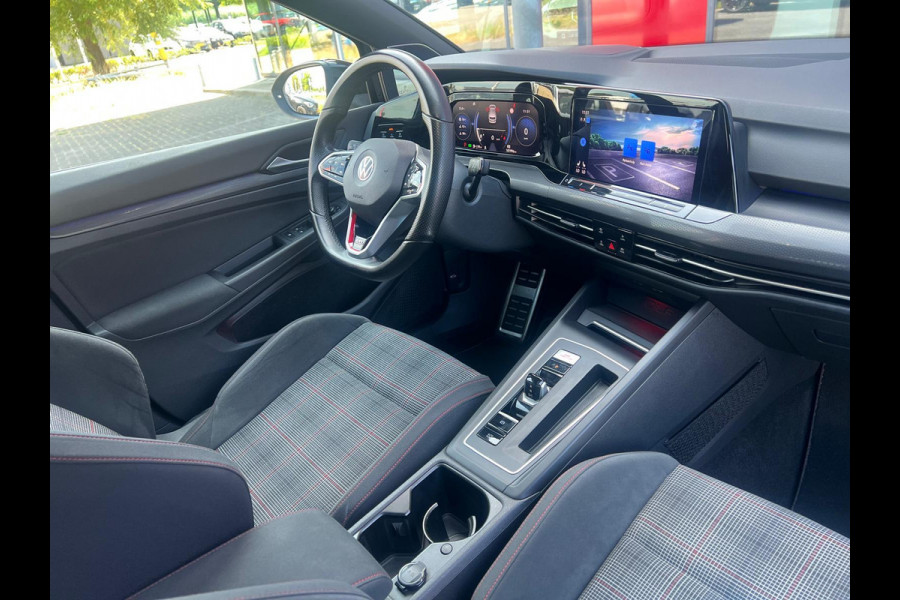 Volkswagen Golf 2.0 TSI GTI