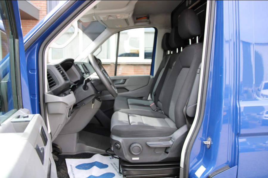 Volkswagen Crafter 35 2.0 TDI 140PK L3H2 Trendline / Trekhaak / App connect / Gev. stoel / imperiaal