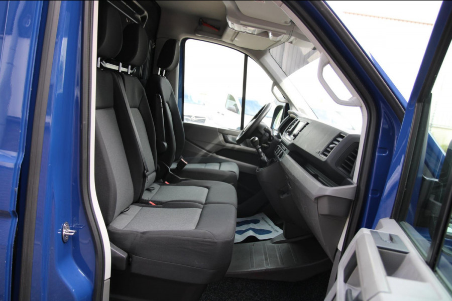 Volkswagen Crafter 35 2.0 TDI 140PK L3H2 Trendline / Trekhaak / App connect / Gev. stoel / imperiaal