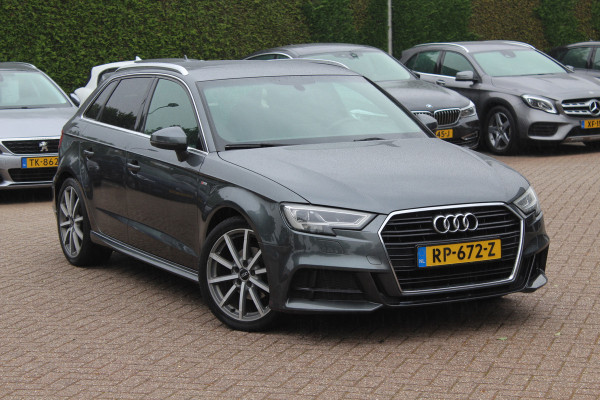 Audi A3 Sportback 1.0 TFSI Sport S Line Edition / Navigatie / Parkeerhulp achter / 18'' / Sportstoelen + half leder / Cruise Control