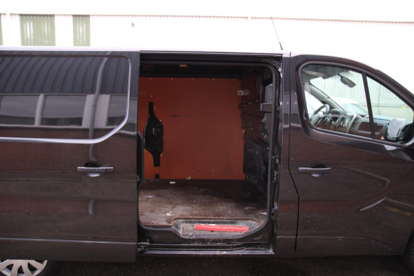 Opel Vivaro 1.6 CDTI L2H1 Sport EcoFlex 125PK / Camera / Alarm / 3 zits / Navi