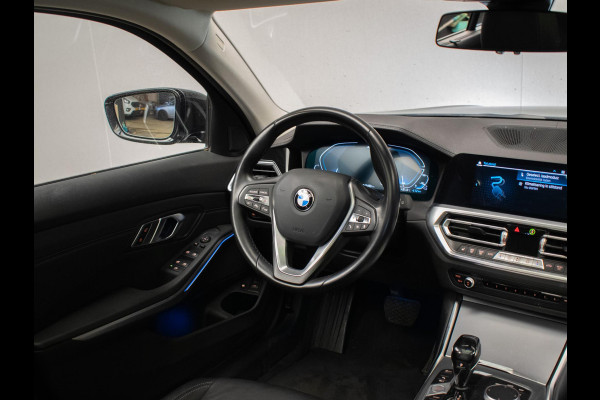 BMW 3 Serie Touring 320e M Sport (PANORAMADAK,APPLE CARPLAY,NAVI,SFEERVERLICHTING,STOELVERWARMING,CAMERA,LEDER,CRUISE,CLIMATE)