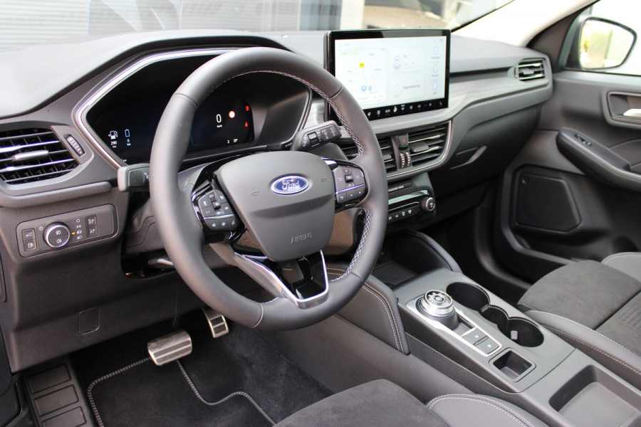 Ford Kuga 2.5 PHEV Active X 4J Garantie | Panoramadak | Nieuwstaat | Winter Pack