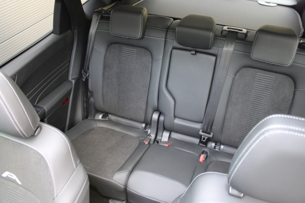 Ford Kuga 2.5 PHEV Active X 4J Garantie | Panoramadak | Nieuwstaat | Winter Pack