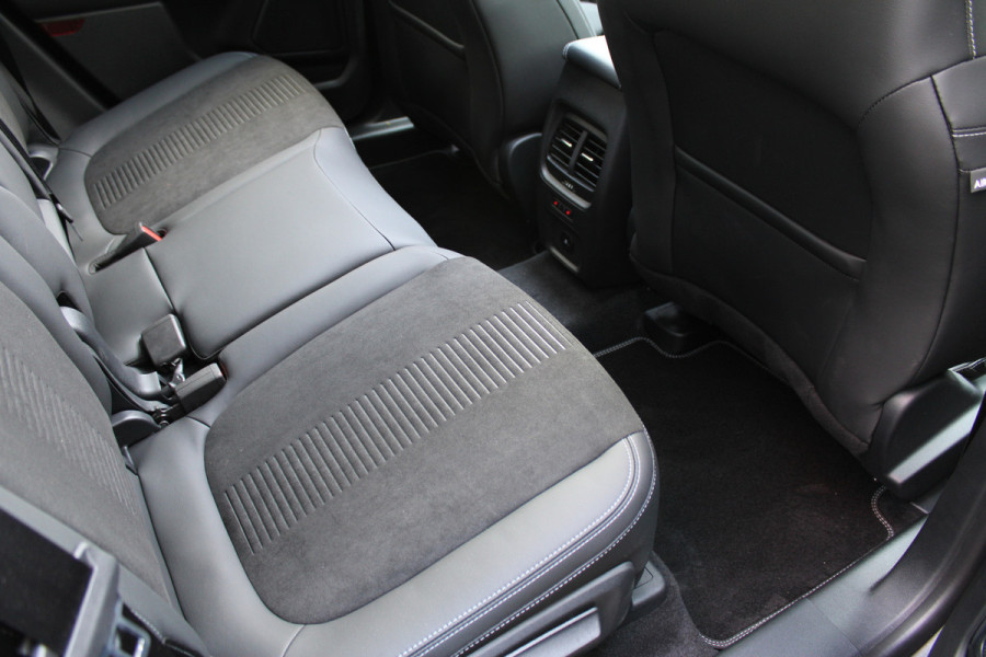 Ford Kuga 2.5 PHEV Active X 4J Garantie | Panoramadak | Nieuwstaat | Winter Pack