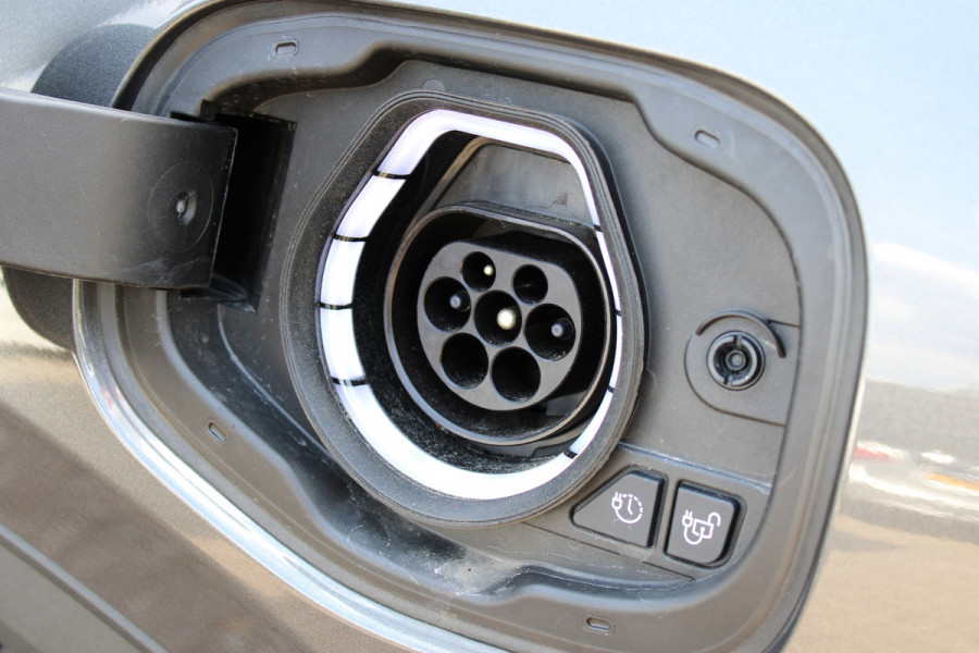 Ford Kuga 2.5 PHEV Active X 4J Garantie | Panoramadak | Nieuwstaat | Winter Pack