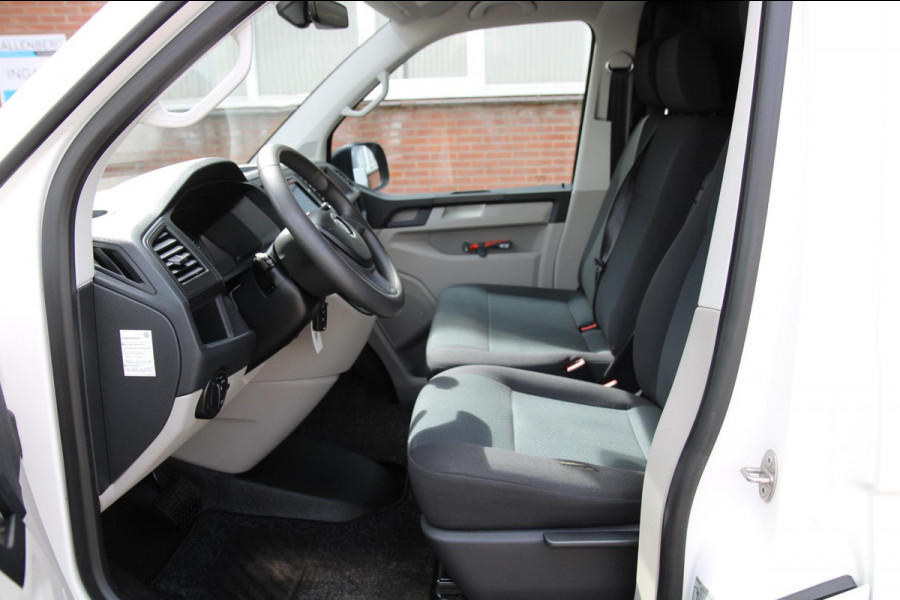Volkswagen Transporter Volkswagen Transporter 2.0 TDI L1H1 Comfort / Automaat / Cruise / App connect / Navi / 3 zits
