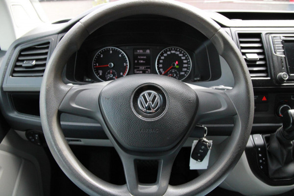 Volkswagen Transporter Volkswagen Transporter 2.0 TDI L1H1 Comfort / Automaat / Cruise / App connect / Navi / 3 zits