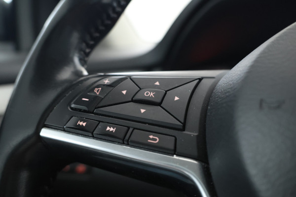 Nissan QASHQAI 1.2 N-Connecta Navigatie, Airco, Trekhaak