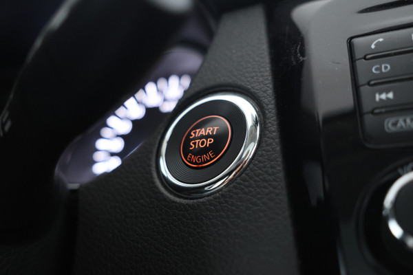 Nissan QASHQAI 1.2 N-Connecta Navigatie, Airco, Trekhaak