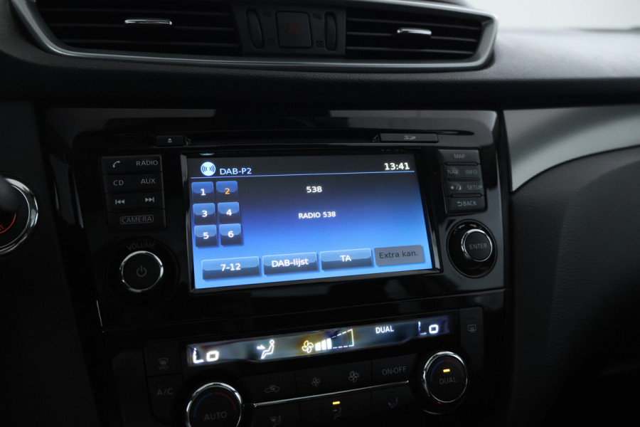 Nissan QASHQAI 1.2 N-Connecta Navigatie, Airco, Trekhaak