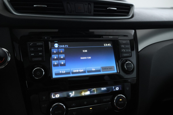 Nissan QASHQAI 1.2 N-Connecta Navigatie, Airco, Trekhaak