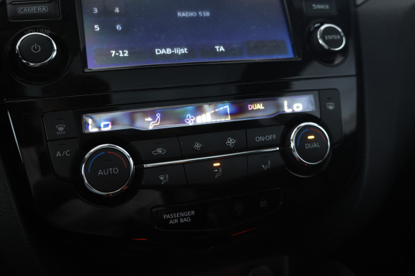 Nissan QASHQAI 1.2 N-Connecta Navigatie, Airco, Trekhaak