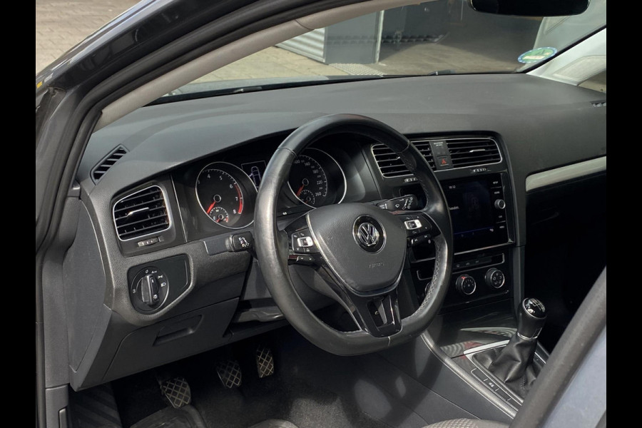 Volkswagen GOLF Variant 1.0 TSI Trendline BMT - Airco I Sport velgen I LED I PDC I 124.000 KM Dealer onderhouden