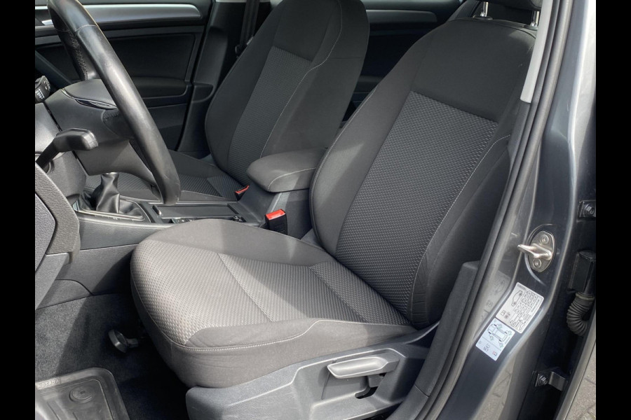 Volkswagen GOLF Variant 1.0 TSI Trendline BMT - Airco I Sport velgen I LED I PDC I 124.000 KM Dealer onderhouden