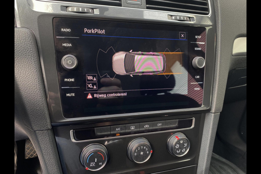 Volkswagen GOLF Variant 1.0 TSI Trendline BMT - Airco I Sport velgen I LED I PDC I 124.000 KM Dealer onderhouden