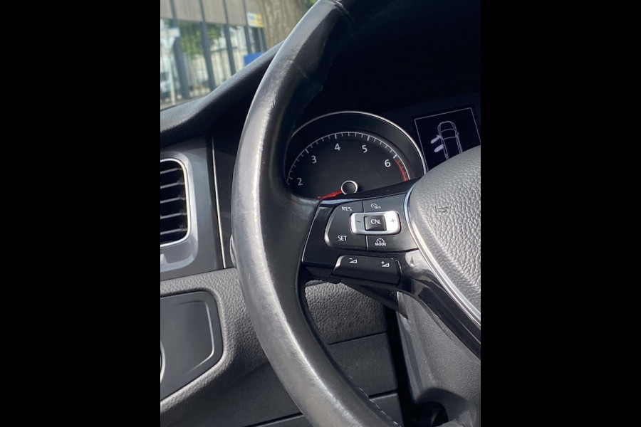 Volkswagen GOLF Variant 1.0 TSI Trendline BMT - Airco I Sport velgen I LED I PDC I 124.000 KM Dealer onderhouden