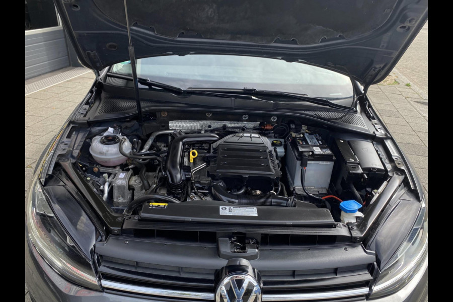 Volkswagen GOLF Variant 1.0 TSI Trendline BMT - Airco I Sport velgen I LED I PDC I 124.000 KM Dealer onderhouden